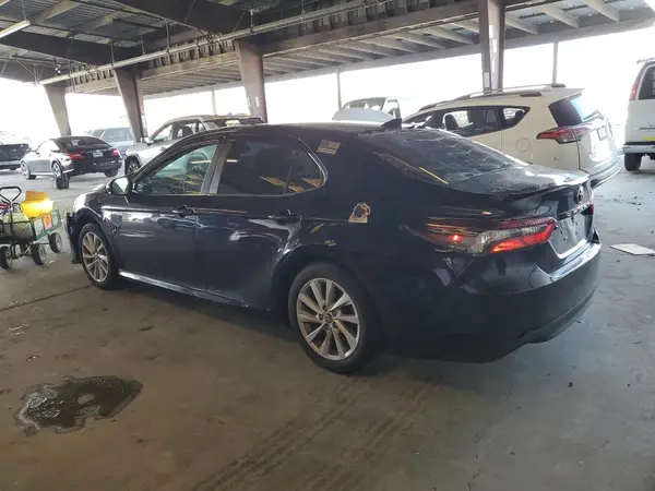 4T1C11AK2NU630811 2022 TOYOTA CAMRY - Image 2