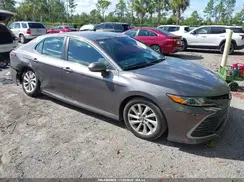 4T1C11AK2NU631229 2022 TOYOTA CAMRY