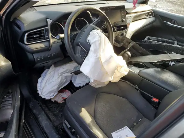 4T1C11AK2NU637550 2022 TOYOTA CAMRY - Image 8