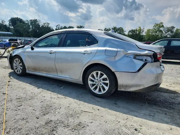 4T1C11AK2NU644109 2022 TOYOTA CAMRY - Image 2