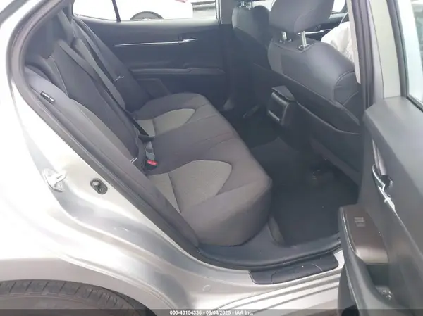 4T1C11AK2NU655708 2022 TOYOTA CAMRY - Image 8