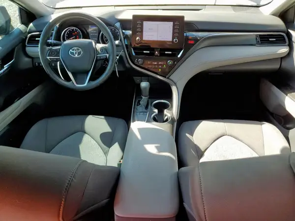 4T1C11AK2NU657295 2022 TOYOTA CAMRY - Image 8