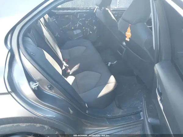 4T1C11AK2NU666255 2022 TOYOTA CAMRY - Image 8