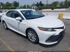 4T1C11AK2NU689552 2022 TOYOTA CAMRY