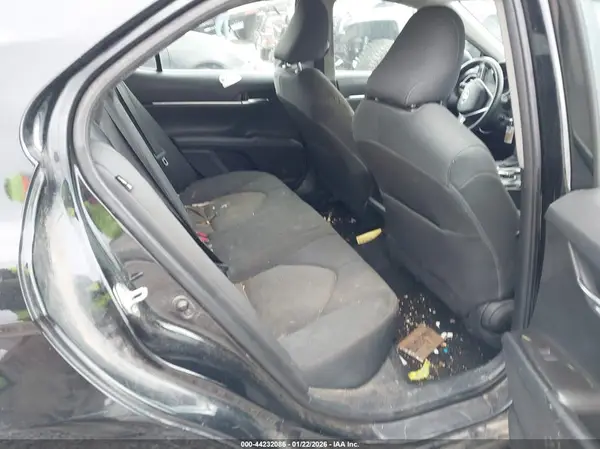 4T1C11AK2NU691270 2022 TOYOTA CAMRY - Image 8
