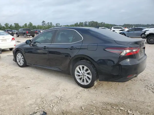 4T1C11AK2NU693410 2022 TOYOTA CAMRY - Image 2