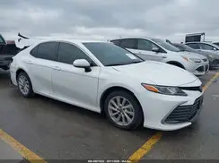 4T1C11AK2NU695707 2022 TOYOTA CAMRY