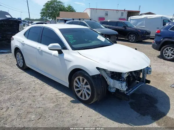 4T1C11AK2PU086569 2023 TOYOTA CAMRY - Image 1