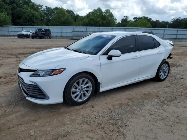 4T1C11AK2PU097992 2023 TOYOTA CAMRY - Image 1