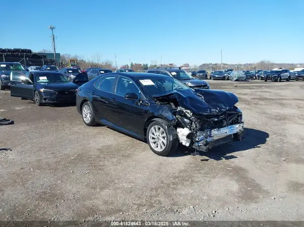 4T1C11AK2PU106352 2023 TOYOTA CAMRY - Image 1