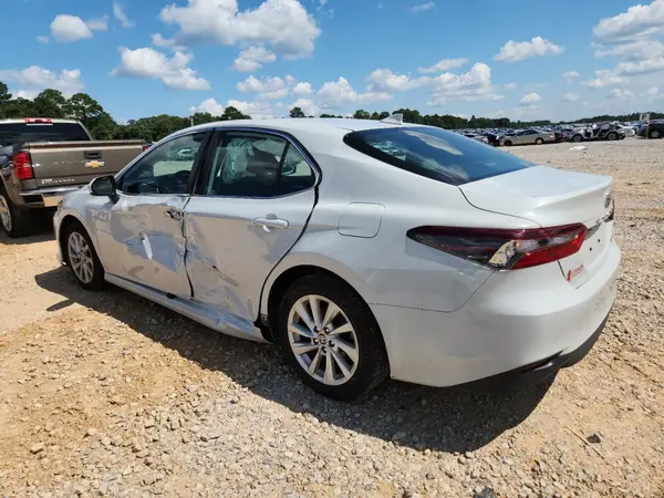 4T1C11AK2PU109980 2023 TOYOTA CAMRY - Image 2