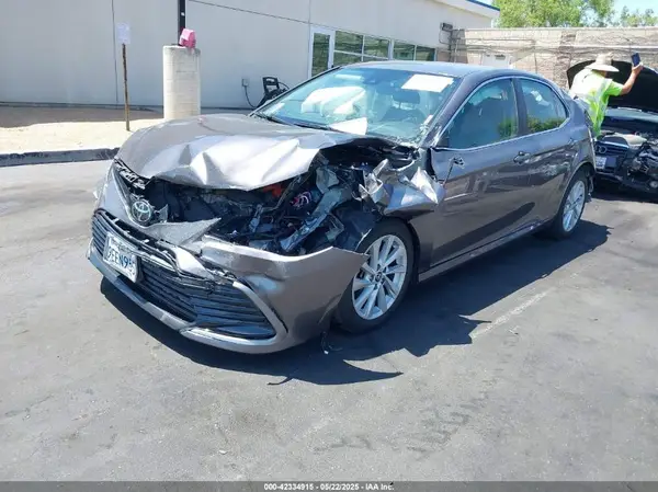 4T1C11AK2PU117562 2023 TOYOTA CAMRY - Image 2