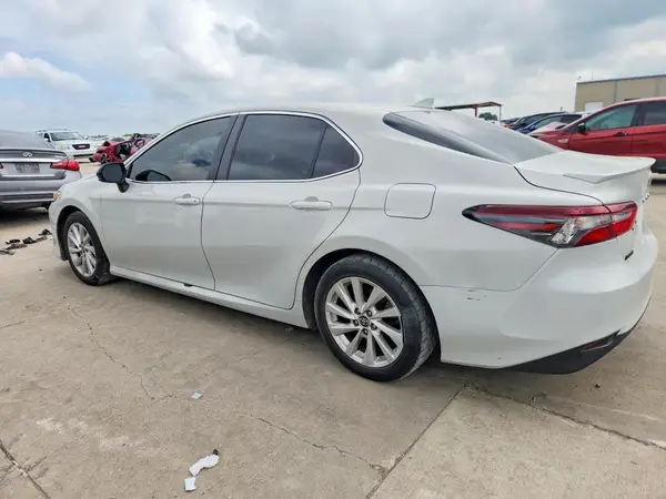 4T1C11AK2PU132255 2023 TOYOTA CAMRY - Image 2
