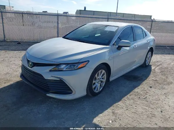 4T1C11AK2PU132966 2023 TOYOTA CAMRY - Image 2