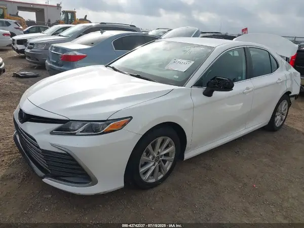 4T1C11AK2PU149590 2023 TOYOTA CAMRY - Image 2