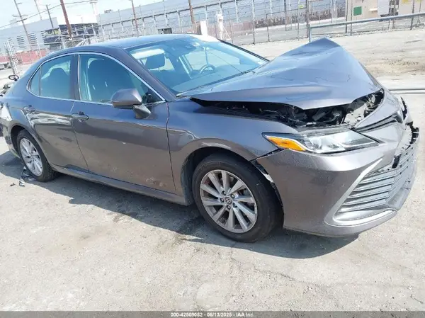 4T1C11AK2PU165627 2023 TOYOTA CAMRY - Image 1