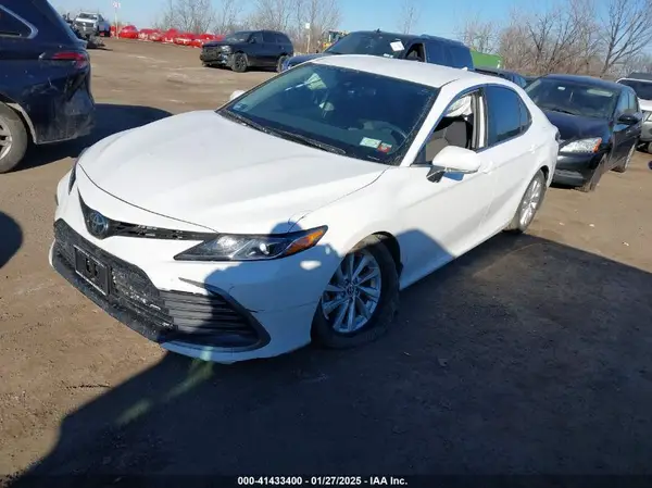 4T1C11AK2PU181360 2023 TOYOTA CAMRY - Image 2