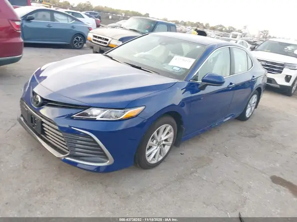 4T1C11AK2PU187546 2023 TOYOTA CAMRY - Image 2