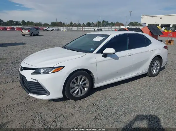 4T1C11AK2PU744178 2023 TOYOTA CAMRY - Image 2