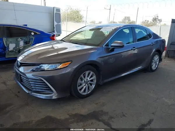 4T1C11AK2PU769971 2023 TOYOTA CAMRY - Image 2
