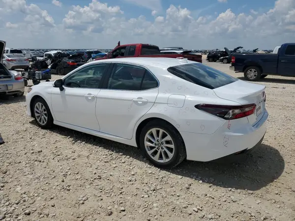 4T1C11AK2PU787015 2023 TOYOTA CAMRY - Image 2
