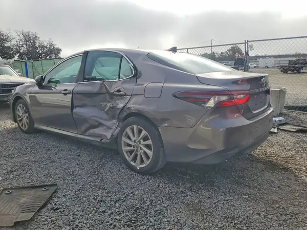 4T1C11AK2PU797561 2023 TOYOTA CAMRY - Image 2