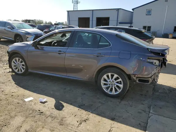 4T1C11AK2PU828646 2023 TOYOTA CAMRY - Image 2