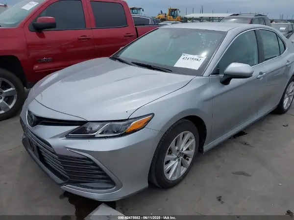 4T1C11AK2PU835810 2023 TOYOTA CAMRY - Image 2