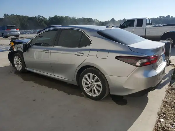 4T1C11AK2RU205773 2024 TOYOTA CAMRY - Image 2