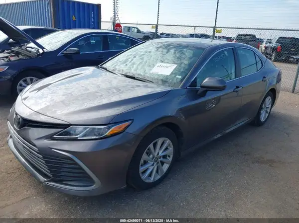 4T1C11AK2RU208091 2024 TOYOTA CAMRY - Image 2