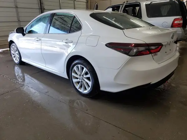 4T1C11AK2RU211279 2024 TOYOTA CAMRY - Image 2