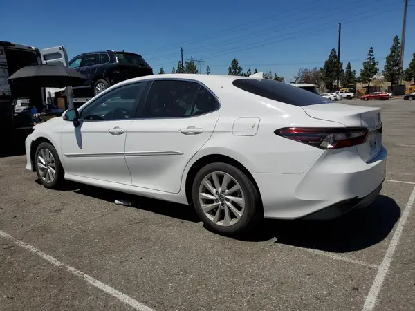 4T1C11AK2RU223285 2024 TOYOTA CAMRY - Image 2