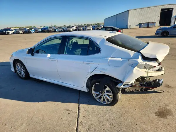4T1C11AK2RU225280 2024 TOYOTA CAMRY - Image 2