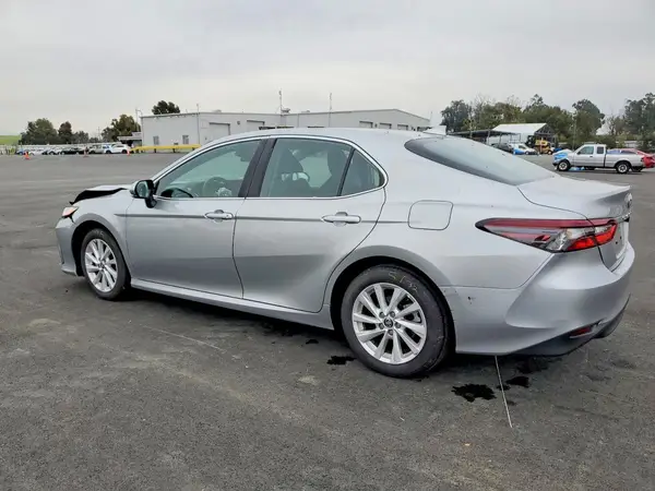 4T1C11AK2RU226476 2024 TOYOTA CAMRY - Image 2