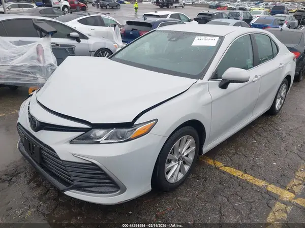 4T1C11AK2RU230186 2024 TOYOTA CAMRY - Image 2