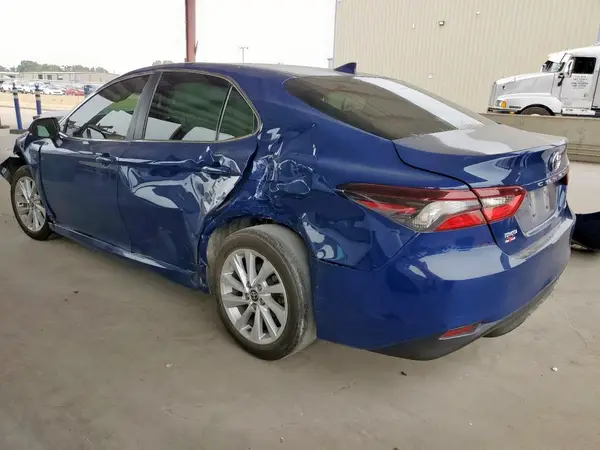 4T1C11AK2RU230737 2024 TOYOTA CAMRY - Image 2