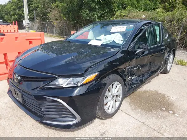 4T1C11AK2RU232827 2024 TOYOTA CAMRY - Image 2