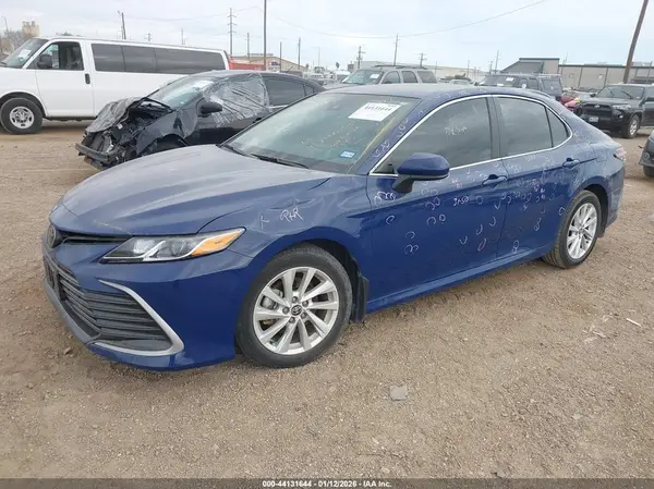 4T1C11AK2RU243388 2024 TOYOTA CAMRY - Image 2