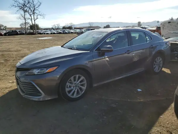4T1C11AK2RU257730 2024 TOYOTA CAMRY - Image 1