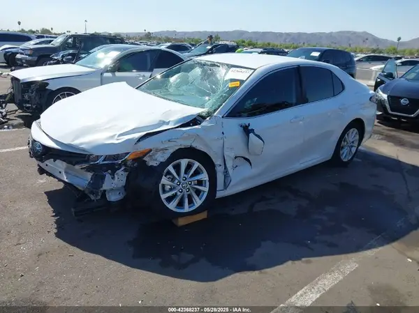 4T1C11AK2RU860306 2024 TOYOTA CAMRY - Image 2