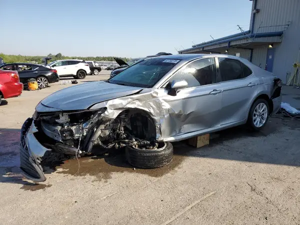 4T1C11AK2RU870530 2024 TOYOTA CAMRY - Image 1