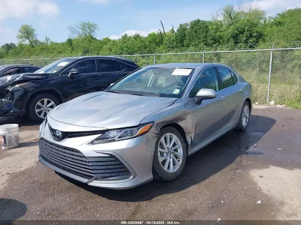4T1C11AK2RU872620 2024 TOYOTA CAMRY - Image 2