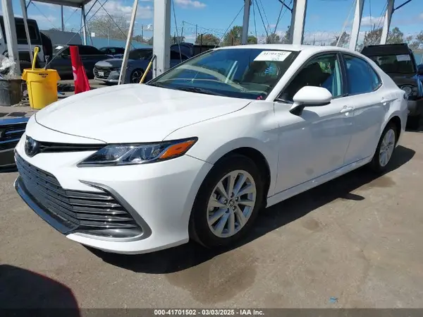 4T1C11AK2RU885187 2024 TOYOTA CAMRY - Image 2