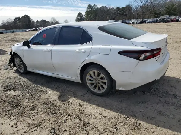 4T1C11AK2RU905275 2024 TOYOTA CAMRY - Image 2
