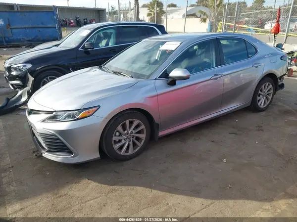 4T1C11AK2RU910637 2024 TOYOTA CAMRY - Image 2