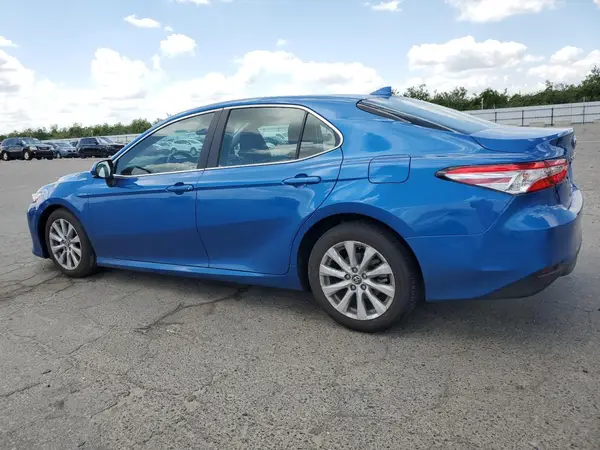 4T1C11AK3LU308420 2020 TOYOTA CAMRY - Image 2