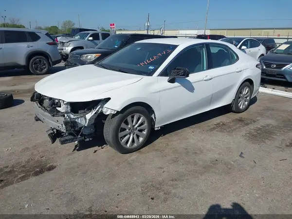 4T1C11AK3LU344849 2020 TOYOTA CAMRY - Image 2