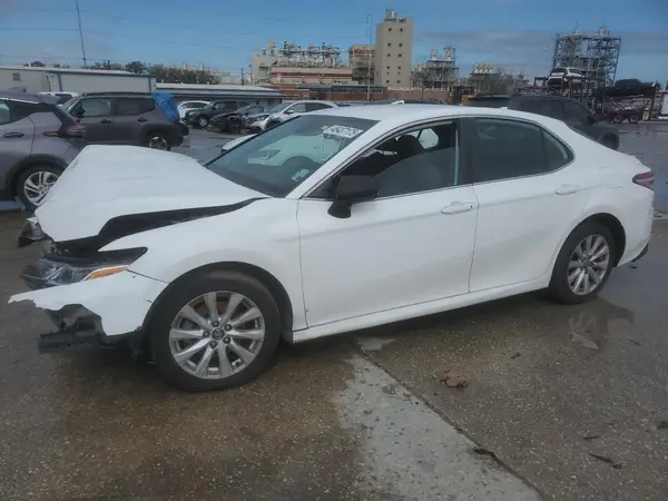 4T1C11AK3LU346195 2020 TOYOTA CAMRY - Image 1