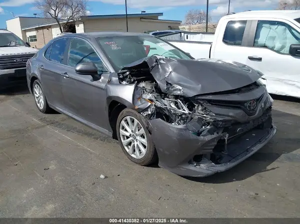 4T1C11AK3LU363417 2020 TOYOTA CAMRY - Image 1