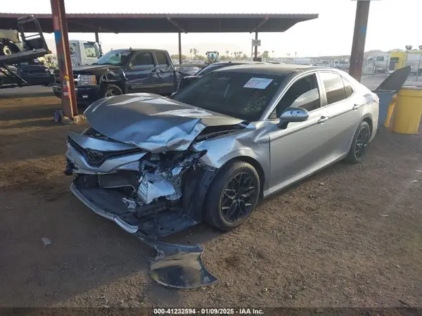 4T1C11AK3LU382310 2020 TOYOTA CAMRY - Image 2